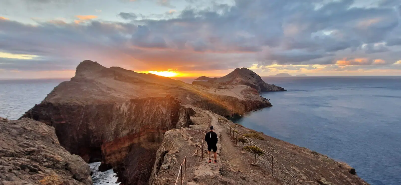 Ponta de Sao Lourenco PR8 Madeira hike